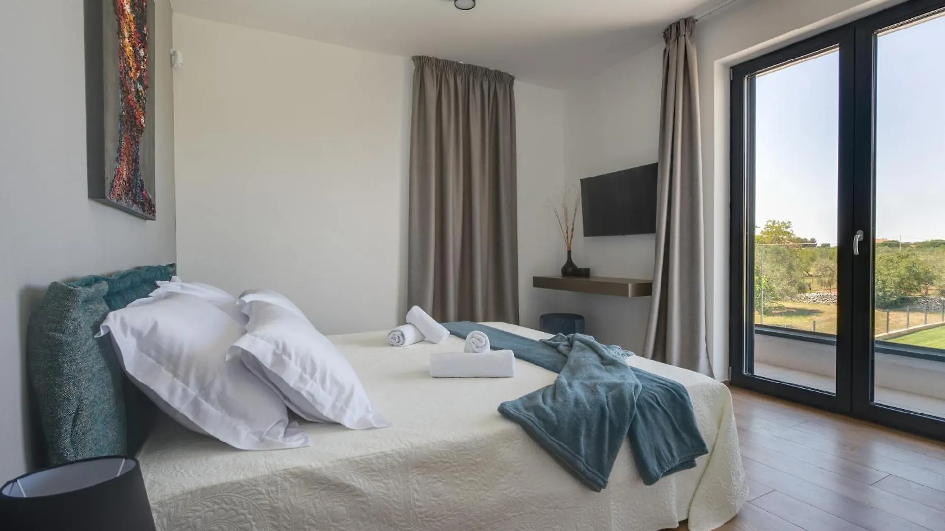 Villa Arestea Near Pula With Sea View, Wellness & Playground Vodnjan