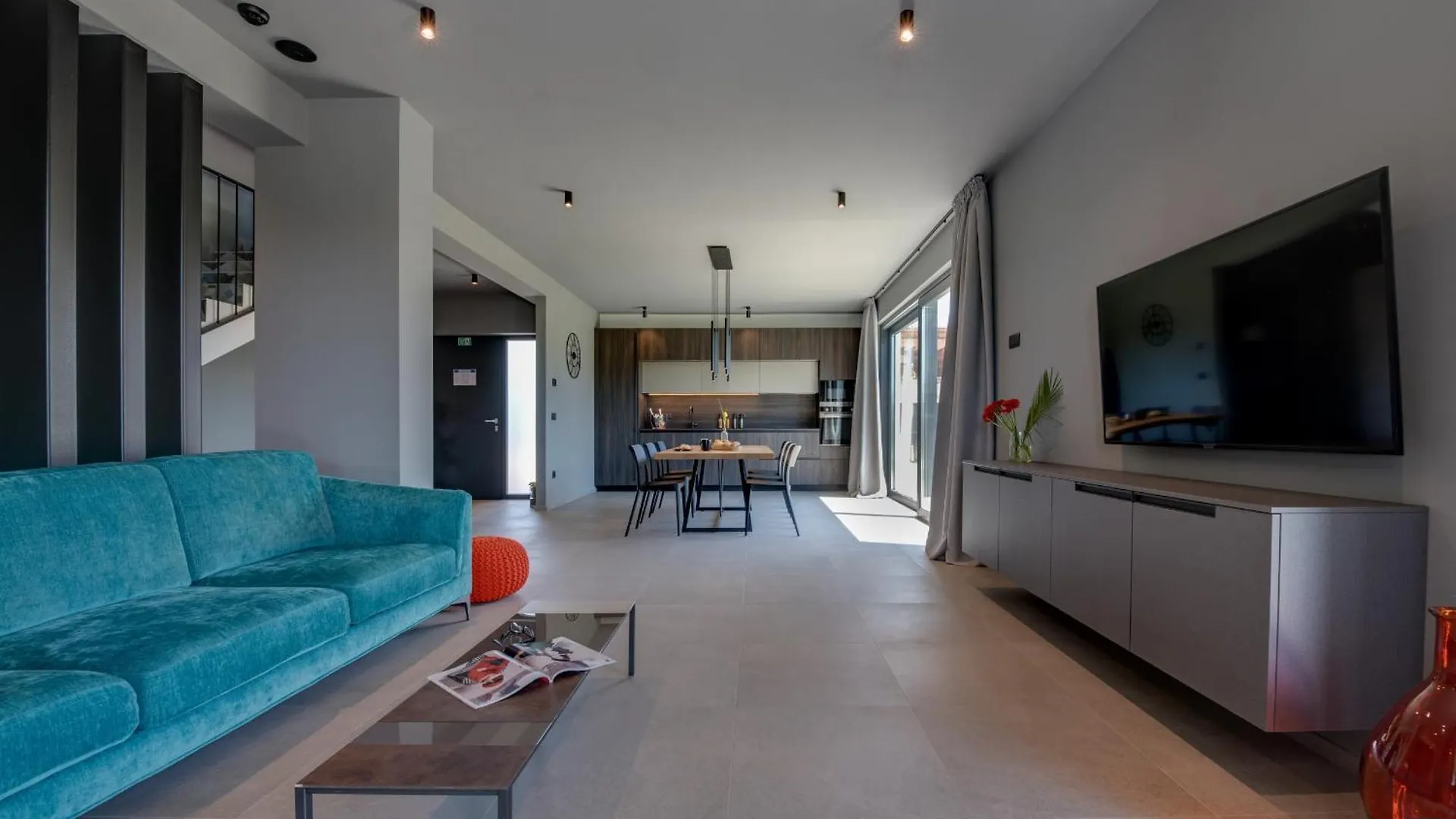 Villa Arestea Near Pula With Sea View, Wellness & Playground Vodnjan