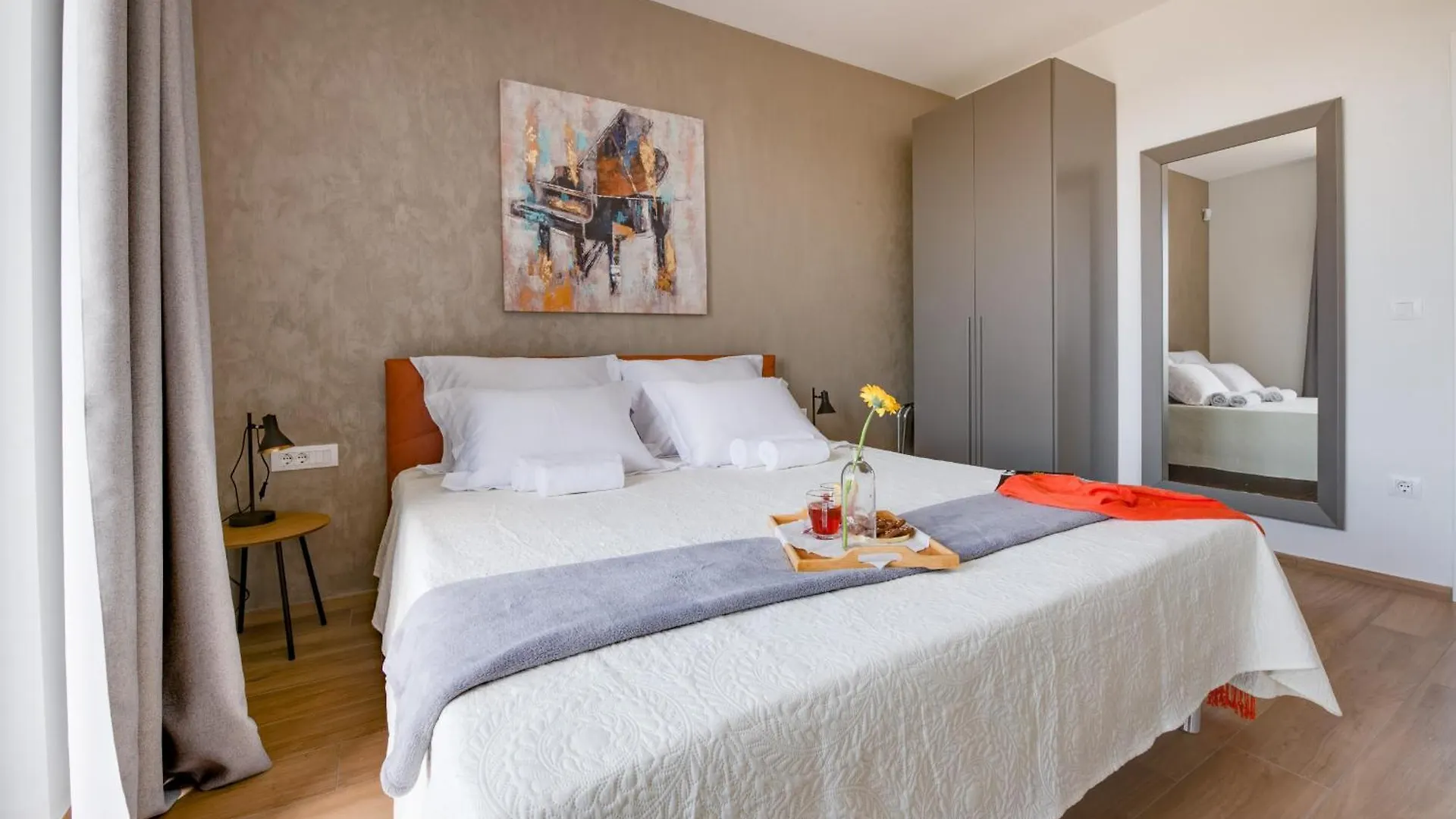 Villa Arestea Near Pula With Sea View, Wellness & Playground Vodnjan Croatia