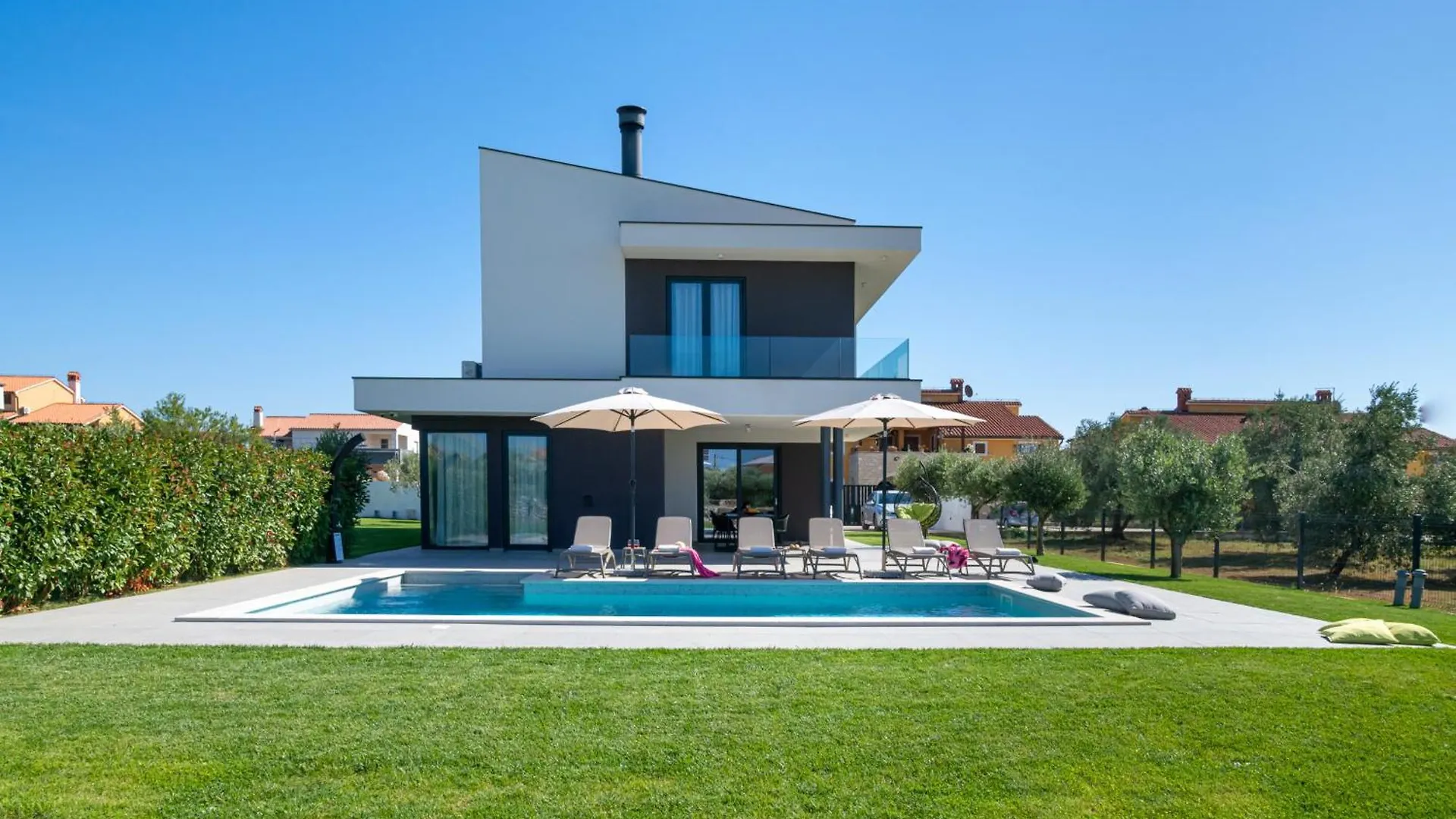 Villa Arestea Near Pula With Sea View, Wellness & Playground Vodnjan